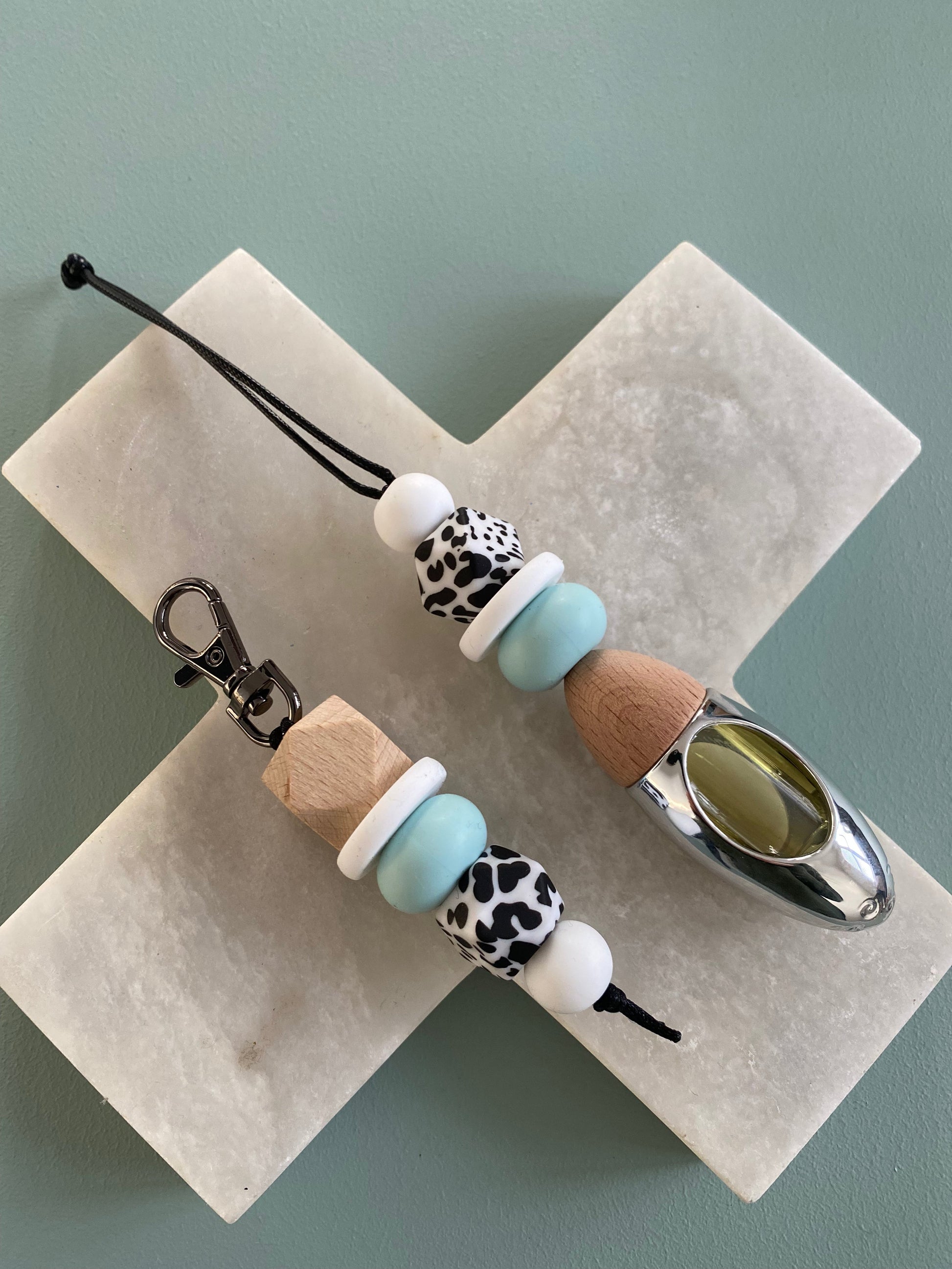 Aqua Spotty Oil Diffuser matching Keyring Se